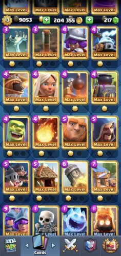 Screenshot_20210806-193400_Clash Royale.jpg