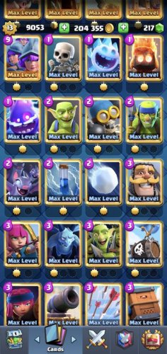 Screenshot_20210806-193404_Clash Royale.jpg