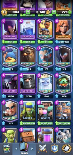 Screenshot_20211018-231454_Clash Royale.jpg