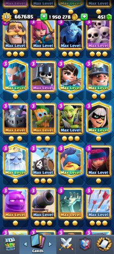 Screenshot_20211019-221525_Clash Royale.jpg