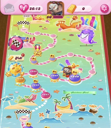 Screenshot_20211115-021800_Candy Crush Saga.jpg