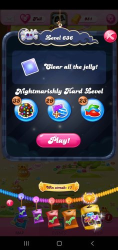 Screenshot_20220227-084233_Candy Crush Saga.jpg