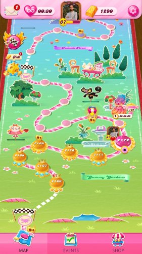 Screenshot_20220418-142816_Candy Crush Saga.jpg