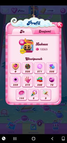 Screenshot_20220504-165846_Candy  Crush Saga.jpg