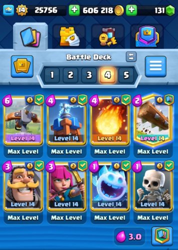 Screenshot_20220827-185902_Clash Royale.jpg