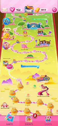 Screenshot_20221117-143040_Candy Crush Saga.jpg