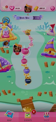 Screenshot_2023-07-04-19-37-47-946_com.king.candycrushsaga.jpg