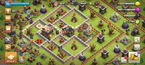 Screenshot_2020-10-11-07-39-32-465_com.supercell.clashofclans.jpg