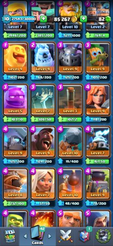 Screenshot_20201107-132046_Clash Royale.jpg