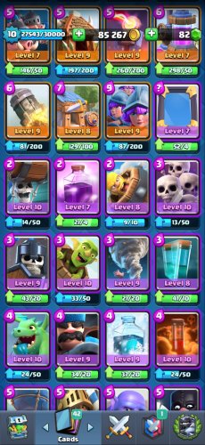 Screenshot_20201107-132053_Clash Royale.jpg