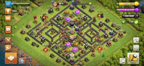 Screenshot_۲۰۲۱۰۴۲۷-۱۲۱۸۵۴_Clash of Clans.jpg