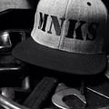 mnks